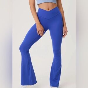 Offline by Aerie Crossover Blue Flared Leggings Small High Waist Long Inseam 34”